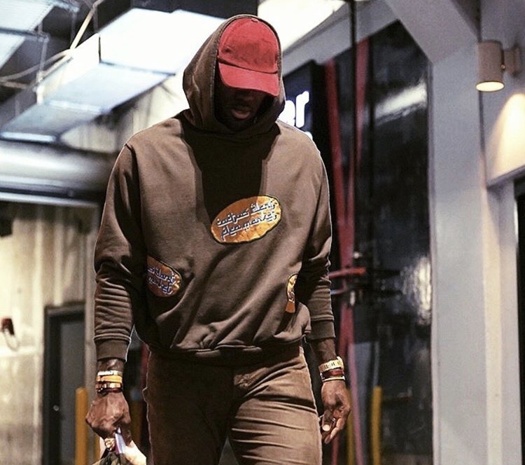 欧冠战报：格林伍德梅开二度，马赛3-2逆转圣吉罗斯（欧冠快讯：格林伍德双响，马赛3-2逆转圣吉罗斯）