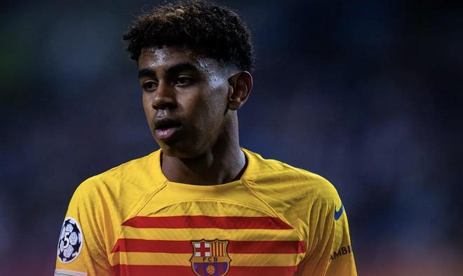 李昊桐丁文一南北半球同时开球，中国高尔夫迎来最魔幻一周（李昊桐与丁文一南北半球同日开杆，中国高尔夫迎来最魔幻一周）